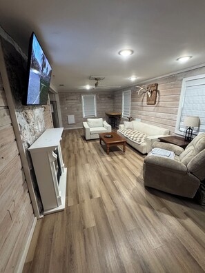 Living area - Home in Oxford Ms! (Oxford)