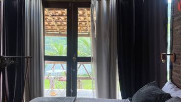 Comfort Double Room Single Use, Mountain View | WiFi (free), bed sheets