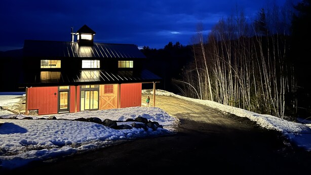 Exterior - TRULY UNIQUE, NEW CONSTRUCTION BARN-APT with a BEAUTIFUL VIEW and GREAT LOCATION (Campton)
