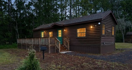 Tall Pine Cabin · Fenced Dog Park + Fire Pit