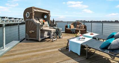 Houseboat in Olpenitz With Swimming Pool