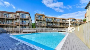 Pool - Salted Zen in Ocean city, MD
Pool~Walk to the Beach~Linens & Towels (Ocean City)
