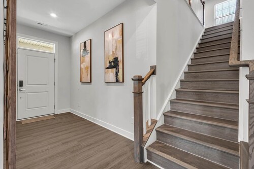 Spacious 5BR Home | Work, Relax & Stay Together