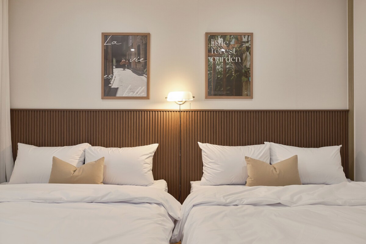 SunYou Travel Gamsung Room (Room 305)