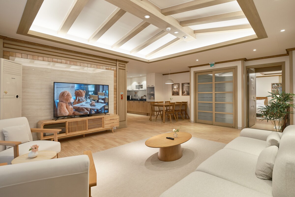 SunYou Signature Group Room (501)