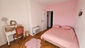 Unclassified image, 3 of 8, button - Bénéjacq/Appartement pour 6 personnes avec Parking (BENEJACQ)
