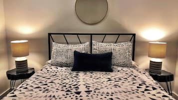 2 bedrooms, iron/ironing board, WiFi, bed sheets