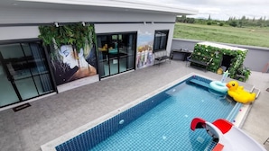 Habitación, 4 habitaciones, fumadores, piscina privada | Piscina