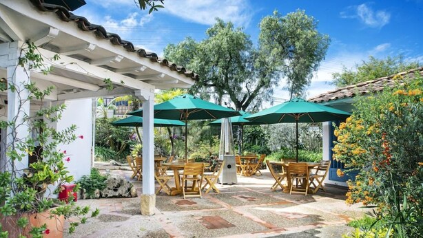 Outdoor dining - Hotel and Spa Getsemani (Villa de Leyva)
