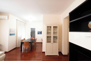 Dining - Wonder St Peter View (Rome)
