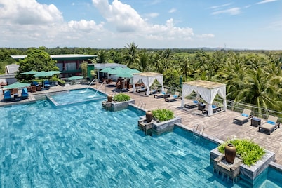 Cocoland River Beach Resort and Spa