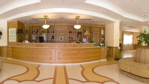 Khu sảnh