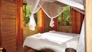 Unclassified image, 2 of 31, button - Tirton Dive Lodge (uMhlabuyalingana)