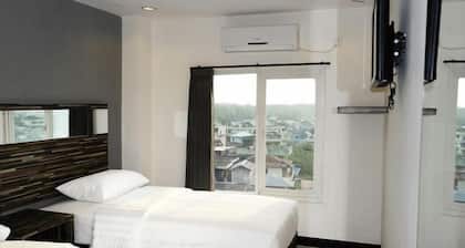 Galaxy Hotel