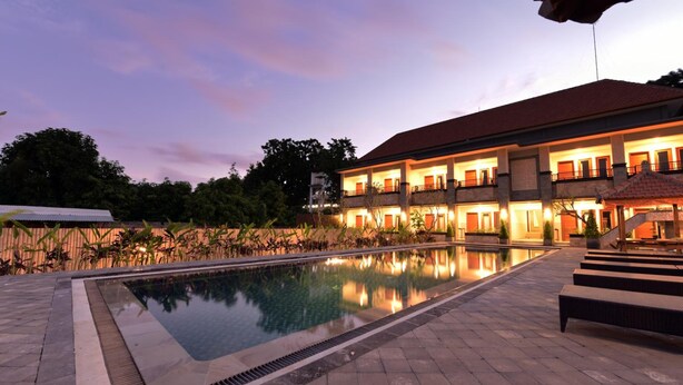 Pool - Le Lima Hotel (Kuta)