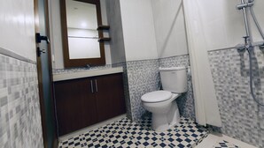 Bathroom - Le Lima Hotel (Kuta)