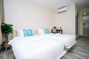 Unclassified image, 4 of 12, button - Swing & Pillows @ Putrajaya (Putrajaya)