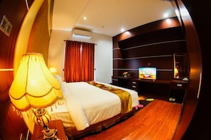 Ảnh chưa phân loại, 5 trong số 23 ảnh, nút