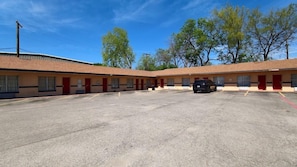Unclassified image, 4 of 49, button - Sunset Lodge Elgin Near US 290 by Hotel O (Beaver)