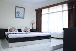 Unclassified image, 5 of 7, button - Delaga Biru Convention Hotel (Cipanas)