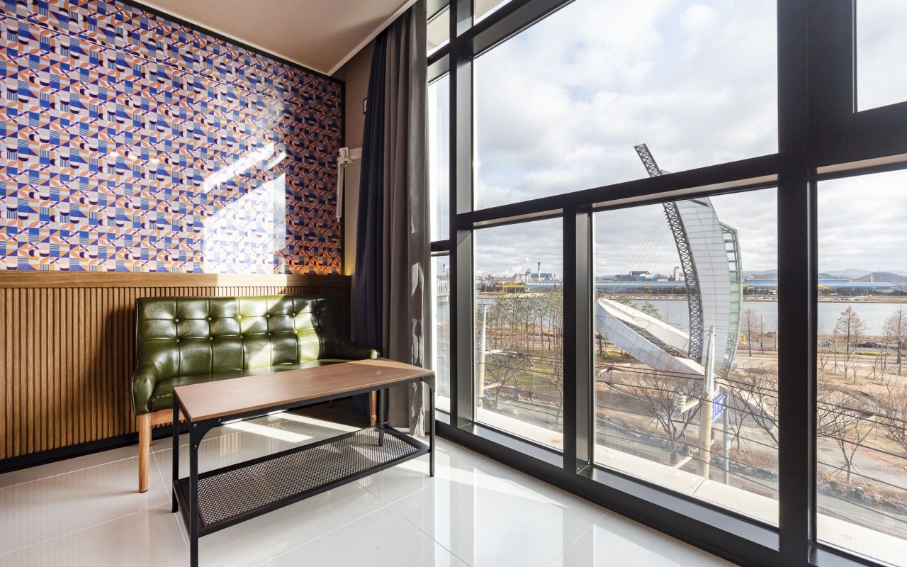 Family Twin Room, River View | Interior