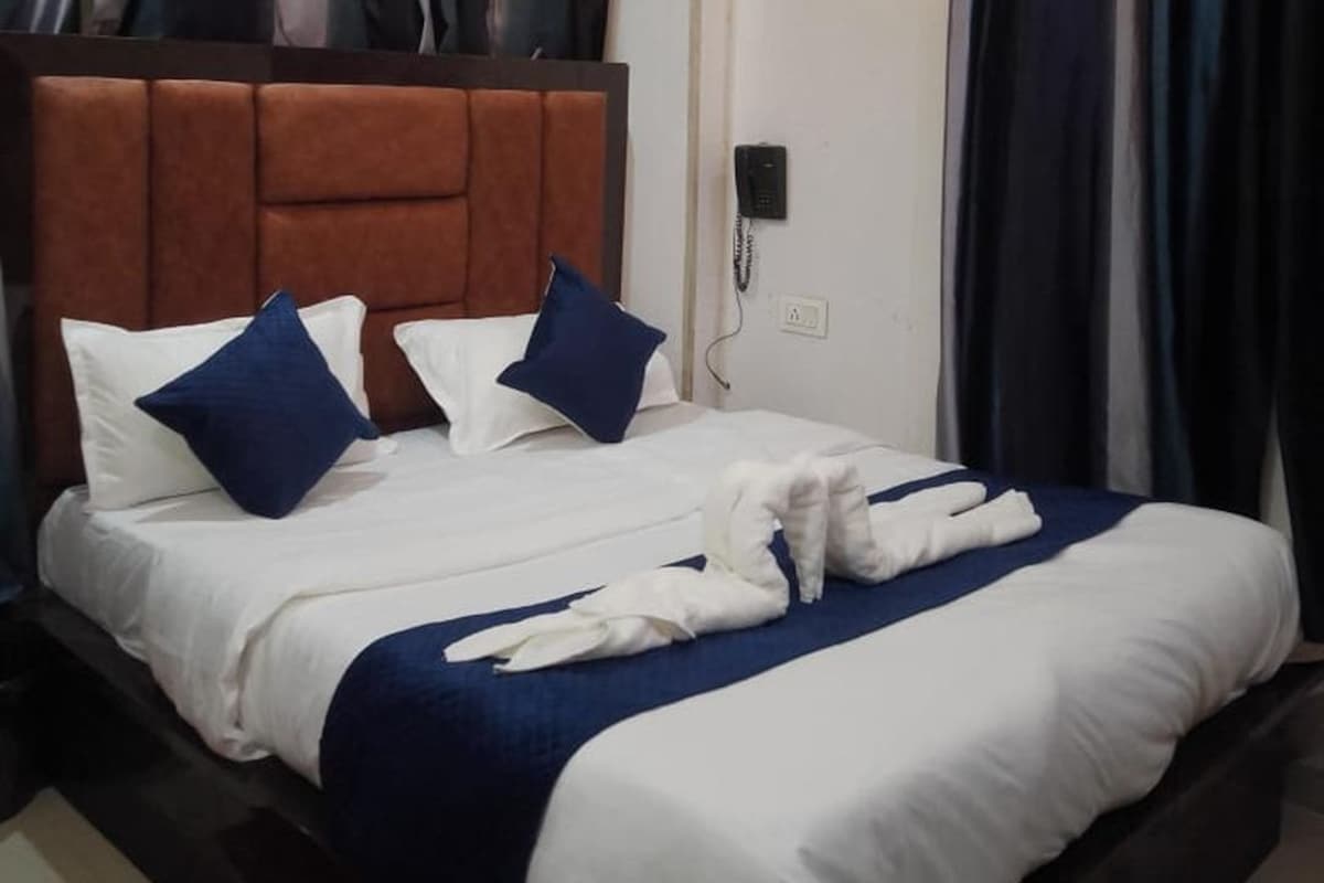Comfort Room, River View