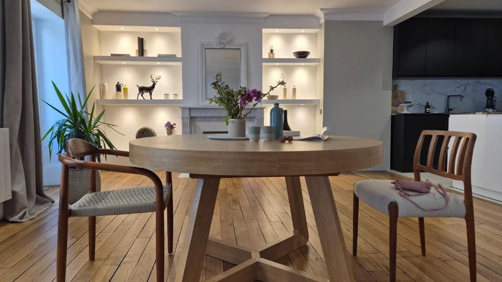 Ático Deluxe, 2 habitaciones, no fumadores, vistas a la ciudad | Restauración