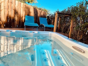 Unclassified image, 2 of 26, button - Vrbo Property (Gruissan)