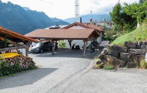 Uklassifisert bilde, 2 av 21, knapp