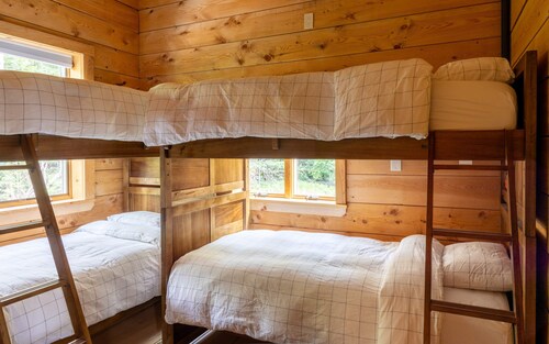 The Grafton Lodge Secluded Green Mountain Escape