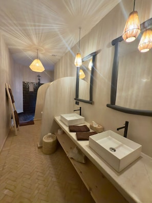 Bathroom - Vrbo Property (Marrakech)