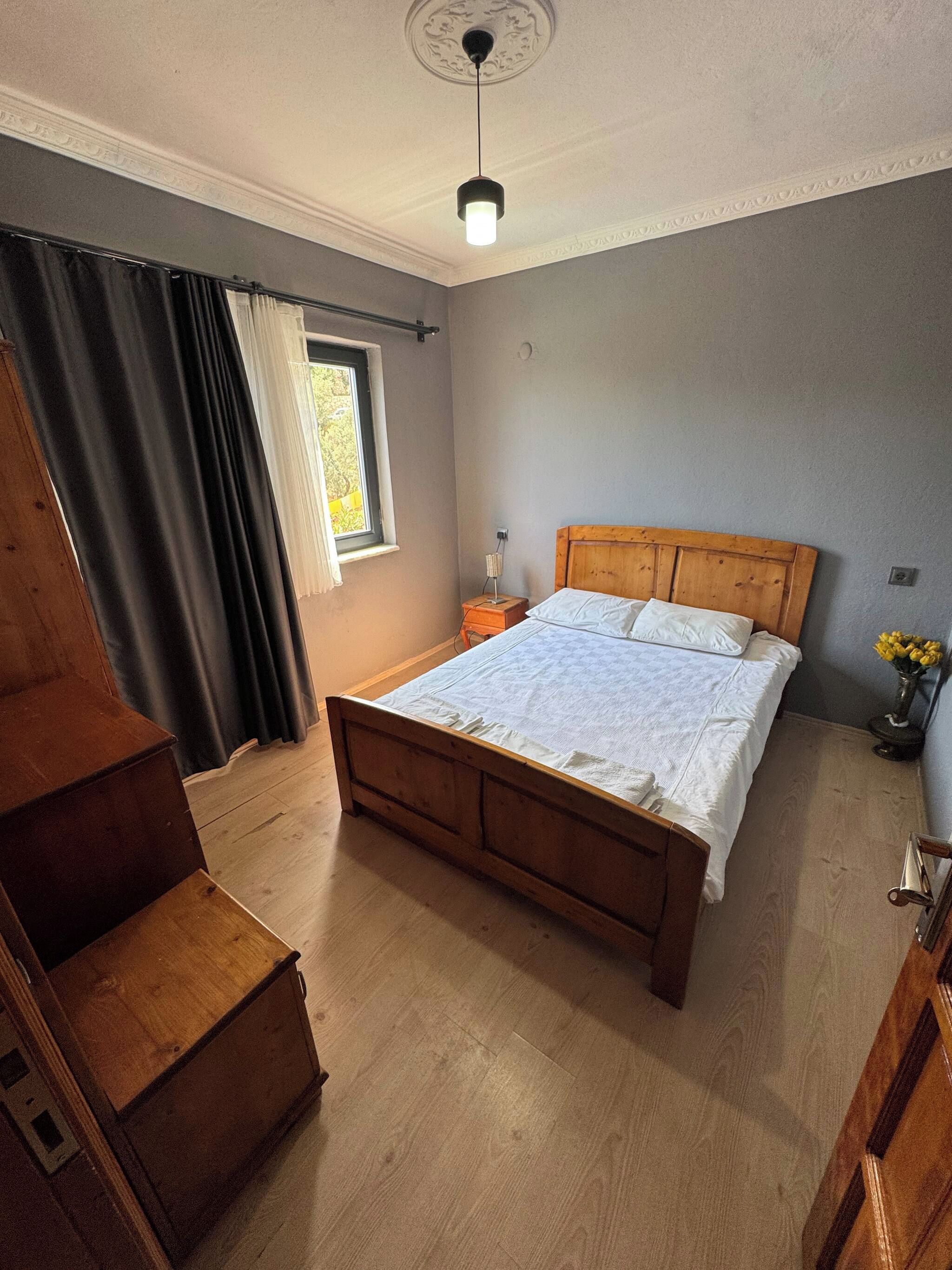 Apartment, 2 Bedrooms, Smoking