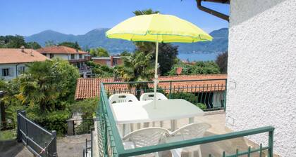 Vill’Allegra is located in Germignaga, in a peaceful setting just a few minutes’ walk from the shores of Lake Maggiore.
The detached villa consists of two separate, fully equipped apartments arranged over two floors.
It can accommodate up to 7 gues