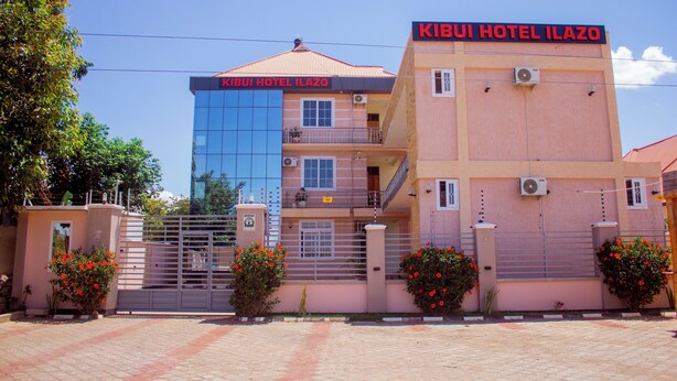 A hotel building with a sign reading 'KIBUI HOTEL ILAZO'. - Kibui Hotel Ilazo (Dodoma)