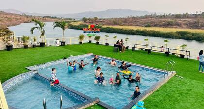 Necklace Bluewater Resort Bhor