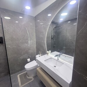 Bathroom - Case Miami RD - Luxury Living Santo Domingo Este (Santo Domingo Este)