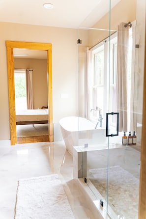 Bathroom - Mountain Home in the Heart of Afton- Cupola Creek House (Afton)