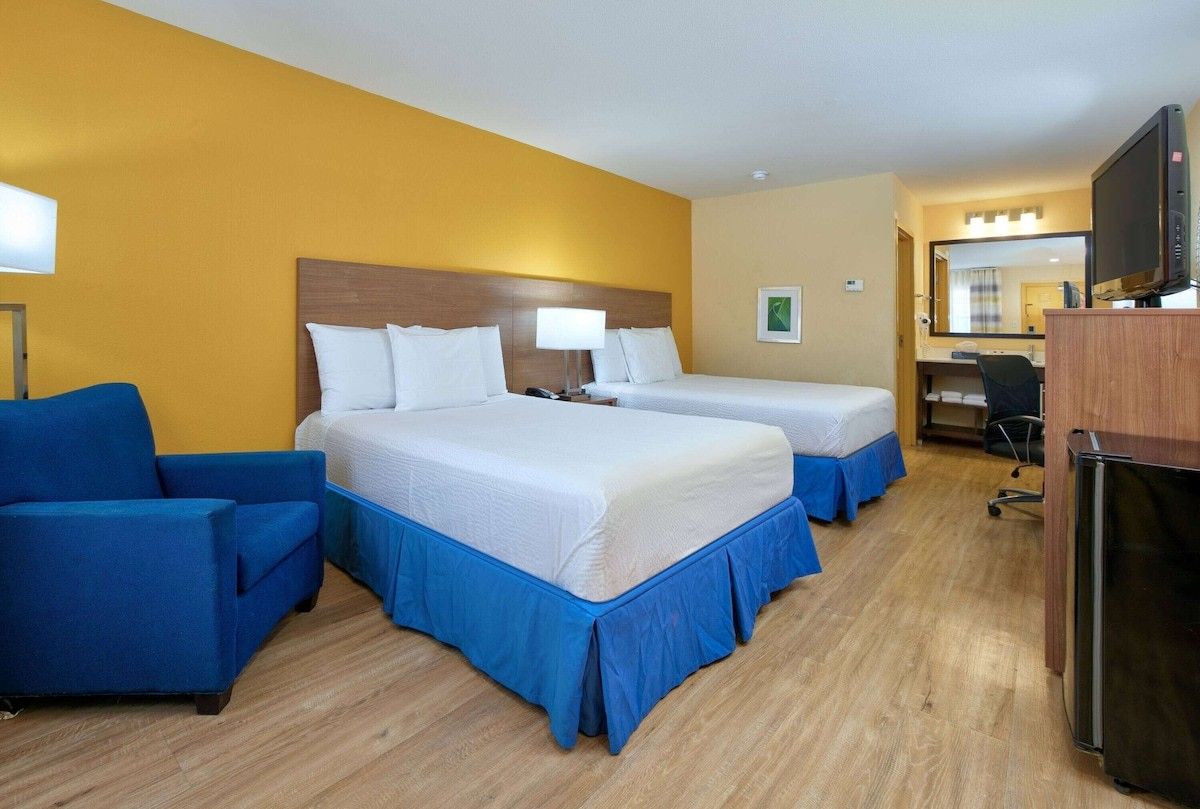 Ferros/tábuas de passar roupa, Wi-Fi, roupa de cama