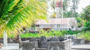 Exterior - Wish Heaven (Huraa)