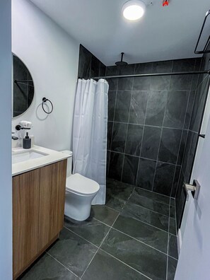 Bathroom - Vrbo Property (San José)