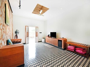 Ảnh chưa phân loại, 5 trong số 81 ảnh, nút