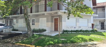Fully furnished house with air conditioning, barbecue, and excellent location.