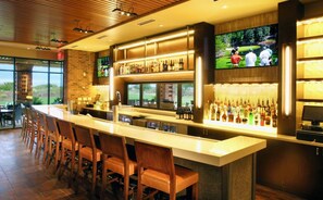 酒吧（店内）
