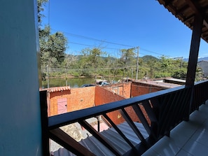 Khuôn viên nơi lưu trú