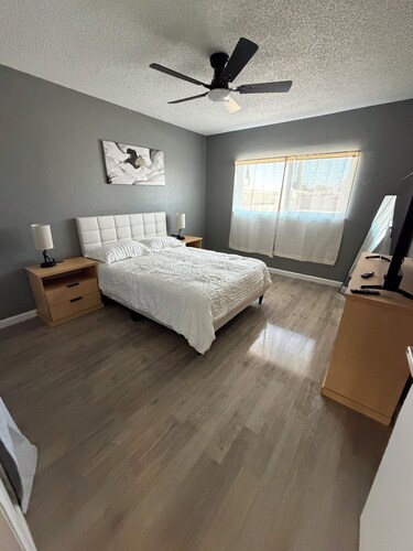 Gorgeous 3-bedroom house with AC in vibrant El Paso