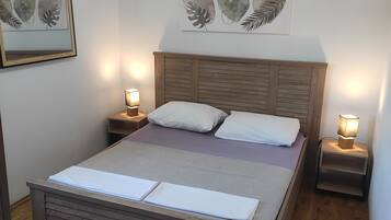 Apartment, Balcony, Sea View | Iron/ironing board (on request), free WiFi