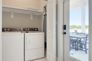 Full size washer and dryer - New Beginnings · New Lux Home*Private Pool*100ft to Beach*Elevator (Gulf Shores)