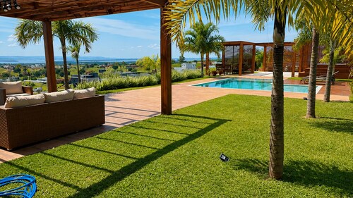 House with private pool and jacuzzi in Riviera de Santa Cristina 13