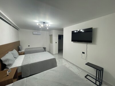 Hotel R