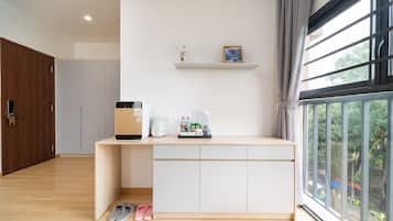 Luxury Studio, City View | Interior